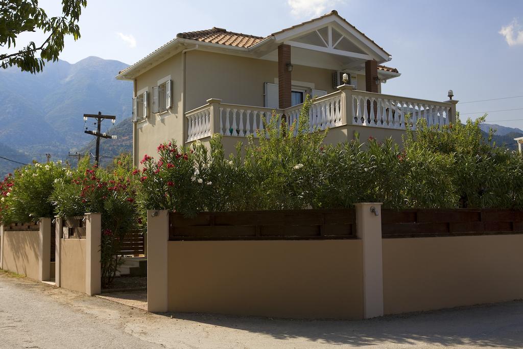 Le Torri Villas By Nidri Holiday Villas Eksteriør bilde